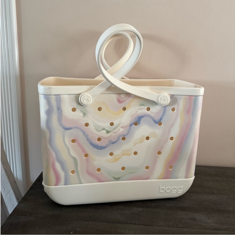XL BOGG Tote in a Watercolor Pattern